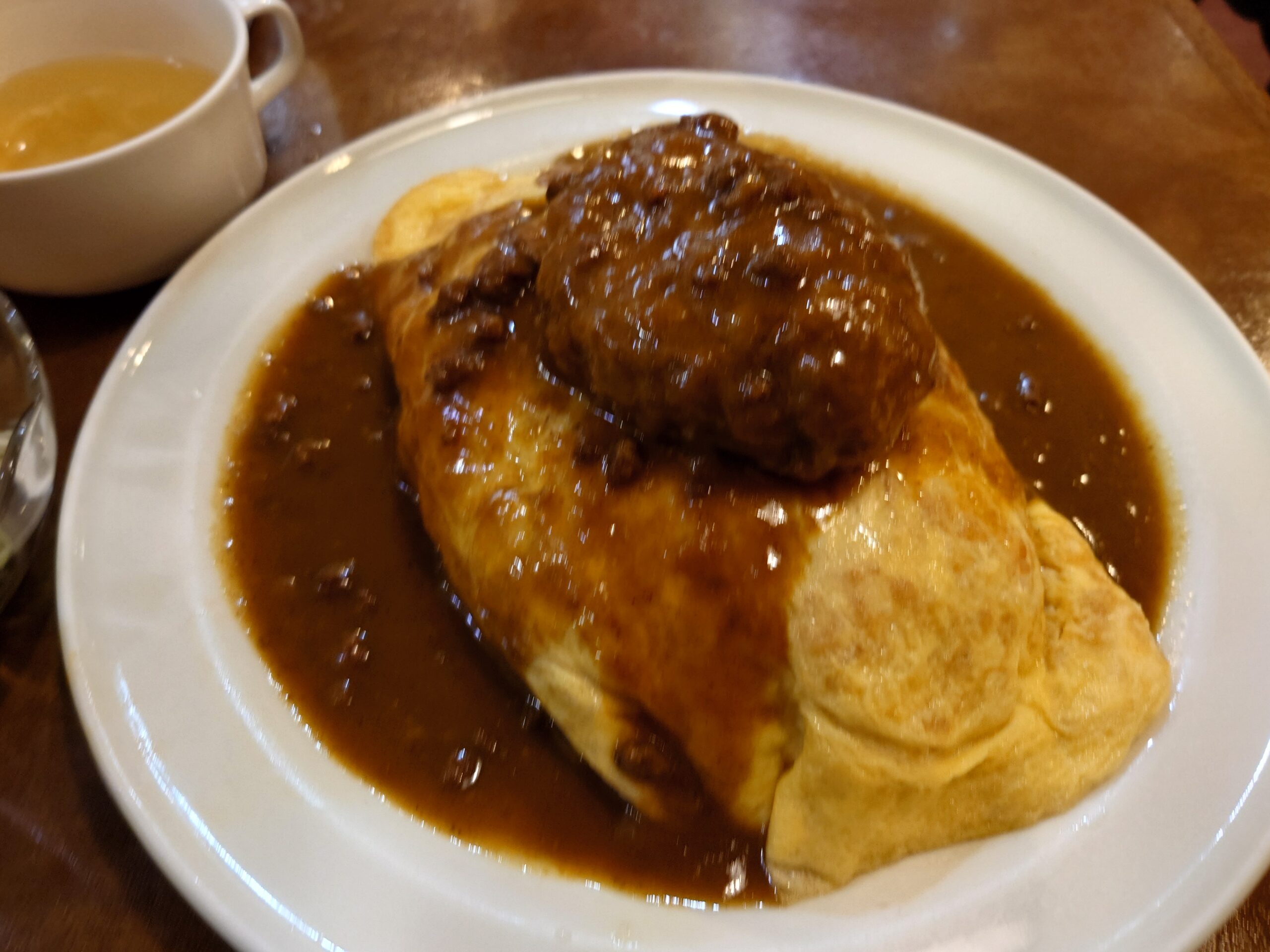 カレーオムライス(ハンバーグ)