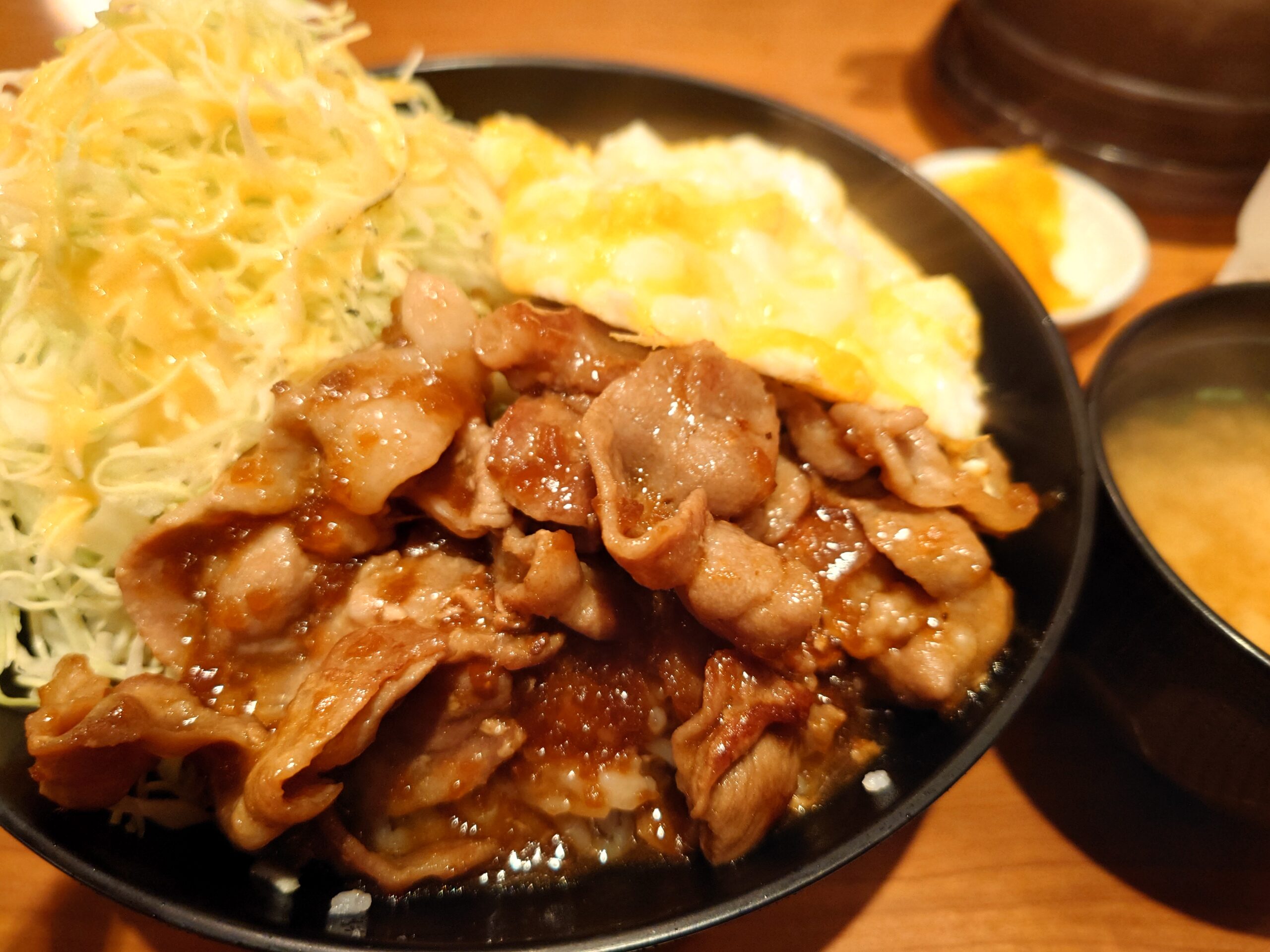 とんたま丼　大