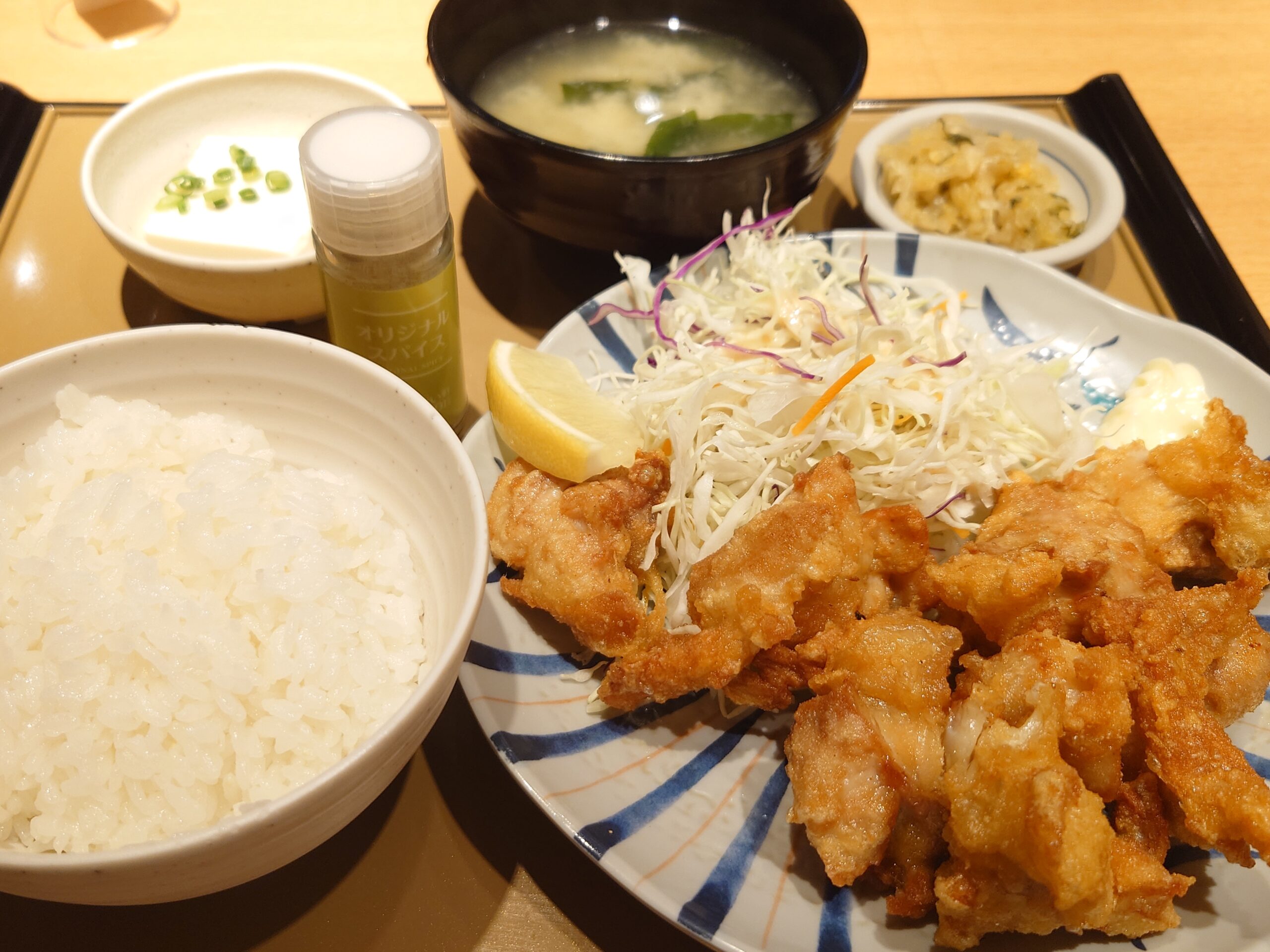 特から揚げ定食 960円