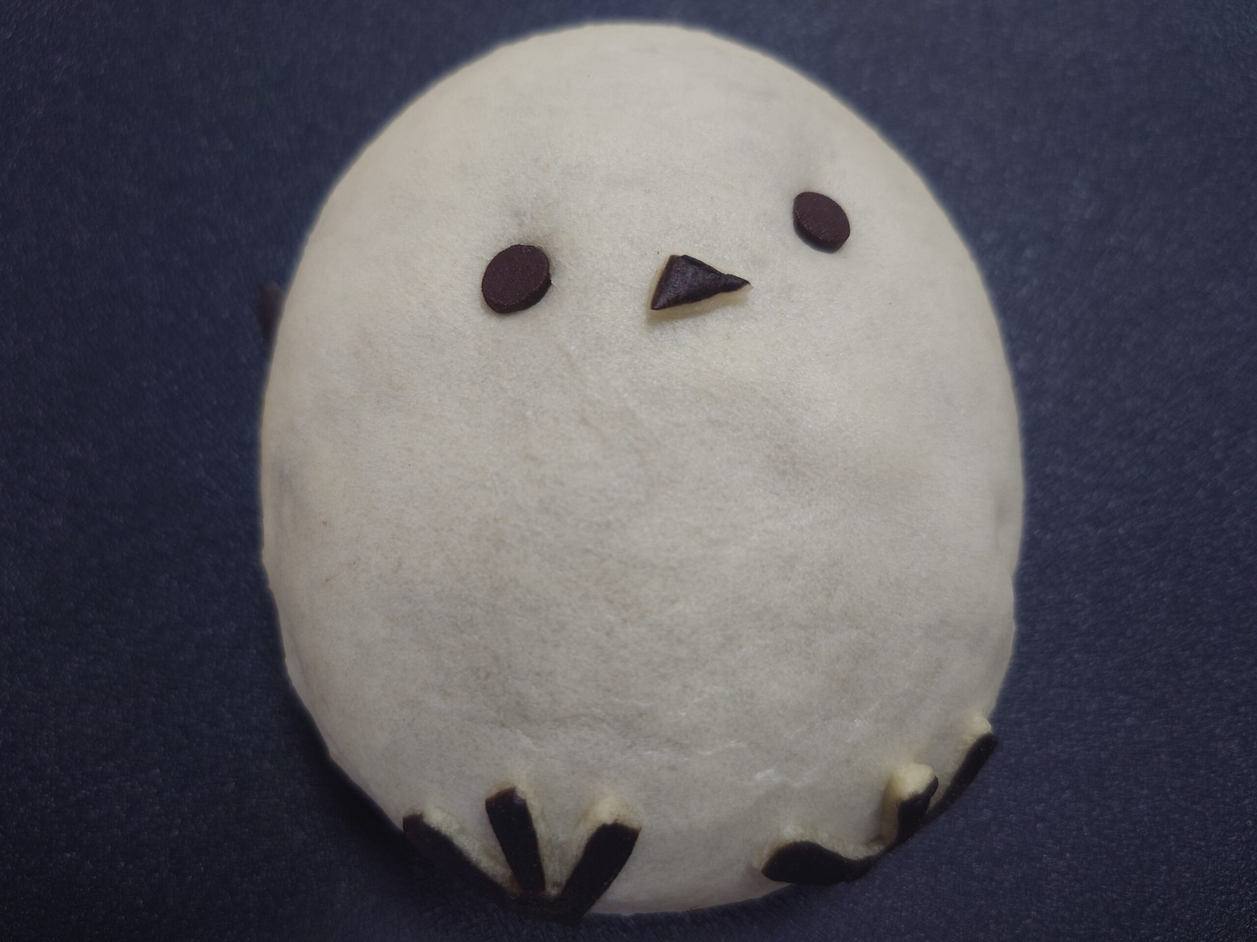 シマエナガ🄬のパン 300円