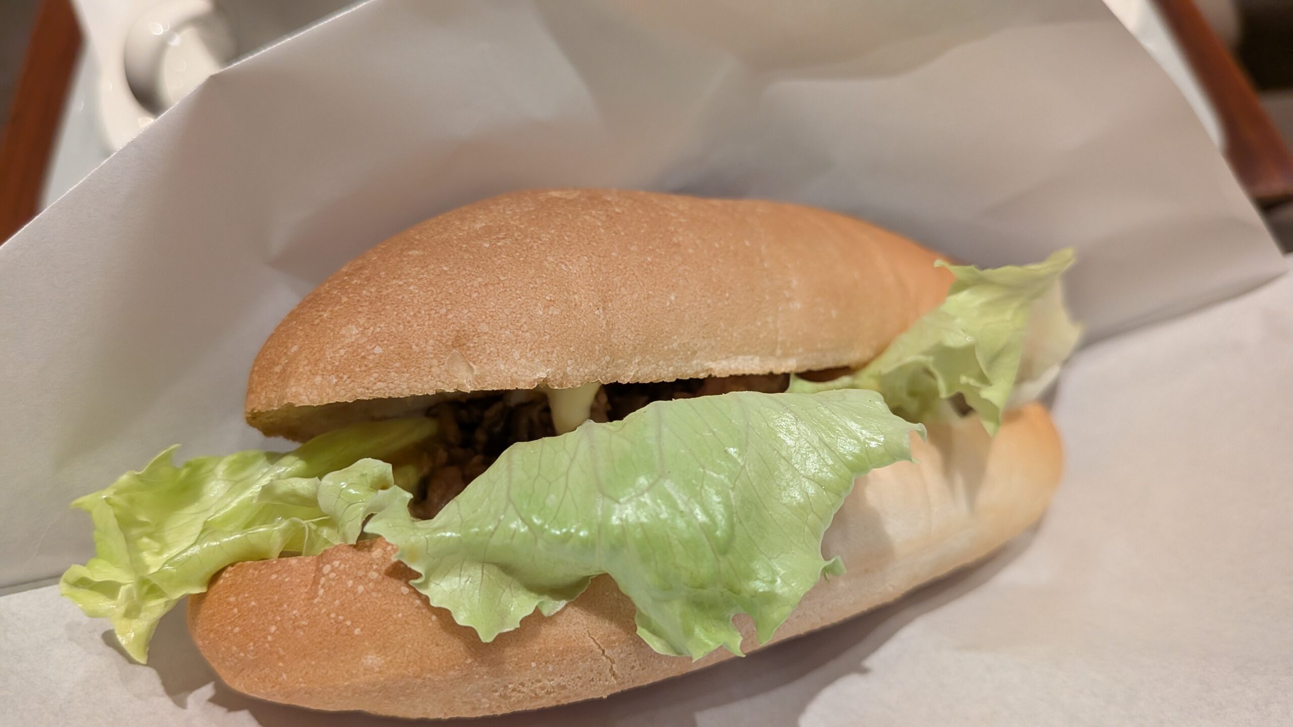 ミラノサンド　牛カルビ+ブレンドコーヒーM 870円(Mミラノセット)